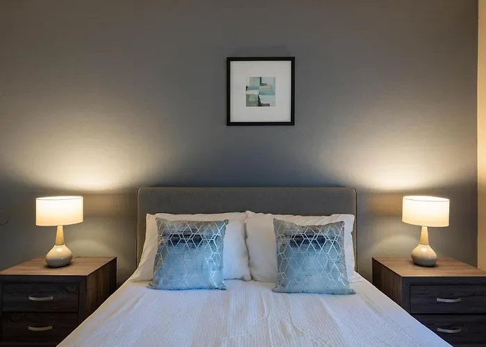 Landing Modern With Amazing Amenities Apartment *